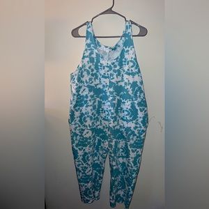 Colsie tye-dye capri romper